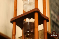 都是斋啡 冷萃为何总比美式贵？美式咖啡与冷萃咖啡区别来源是什么？美式咖啡黑咖啡差别在哪？