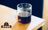 酒吧制作爱尔兰咖啡配方分享 如何区分维也纳咖啡与爱尔兰咖啡？