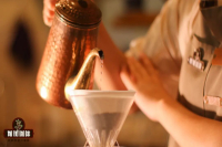 手冲点滴法教学｜手冲咖啡中的点滴法从何而来？点滴法适合冲煮哪些咖啡豆？点滴法冲煮咖啡的具体步骤是什么？