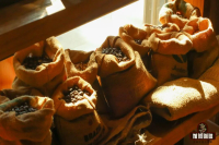 浅烘焙咖啡豆为何容易有涩感？手冲咖啡涩感从何而来？浅烘单品豆冲煮水温研磨度萃取时间参数介绍