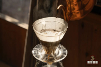 手冲咖啡的萃取不足和过度萃取是什么？萃取不足与过度萃取对咖啡味道口感有哪些影响？