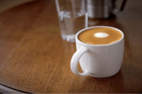 Flat White的由来｜flat white是什么？制作澳白的咖啡牛奶比例是多少？flat white vs latte分别