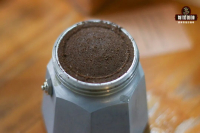 浅焙咖啡豆适合用摩卡壶冲泡咖啡吗？耶加yirgacheffe coffee摩卡壶咖啡好喝吗？莫札特咖啡豆风味表现如何？