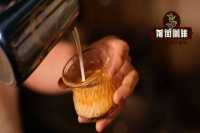 牛奶咖啡种类｜短笛咖啡是什么？浓缩黑咖啡加牛奶比例是多少？澳洲小拿铁咖啡 牛奶如何融合？