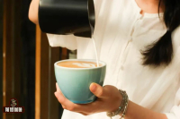 拿铁比例通常是多少？ 咖啡 牛奶 比例如何调整？咖啡专用牛奶更好吗？义式咖啡豆推荐